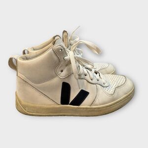 Veja V-15 Women's Lace Up white & navy Leather Trainer high tops size 8.5